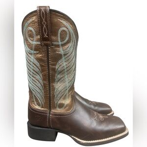 Ariat Women's Round Up Wide Square Toe Western Boots Size 6.5C Narrow